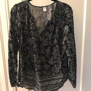 Black and White Long Sleeve Blouse